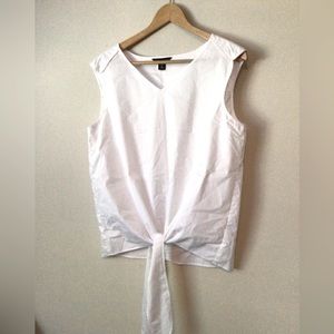 Como Black womens blouse. Size medium.